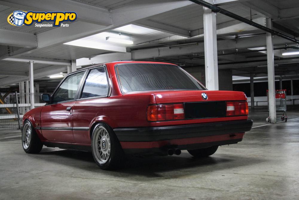 BMW E30 1