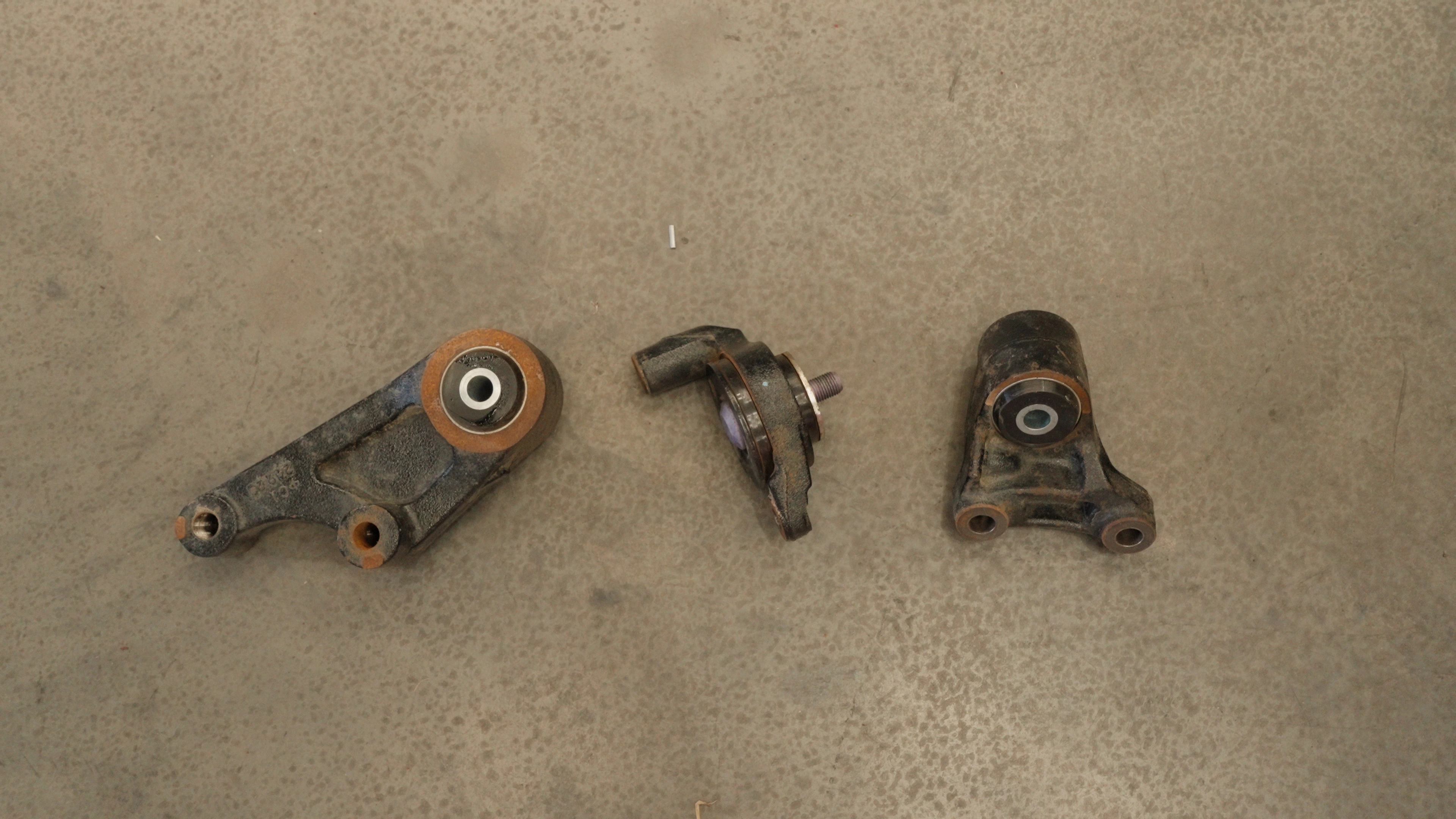 Why some utes run a 2 inch lift with no diff drop and no failures